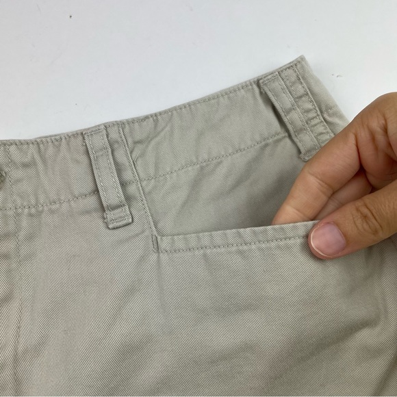 Essentials Style Solid Tan Khaki Shorts Casual Outdoor Summer Women Size 12 - Picture 3 of 5